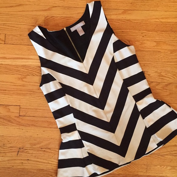 SOLD::: Banana Republic sleeveless blouse - Picture 1 of 3